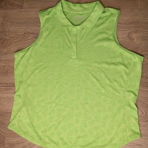 Tommy Bahama Island Zone Pineapple design top